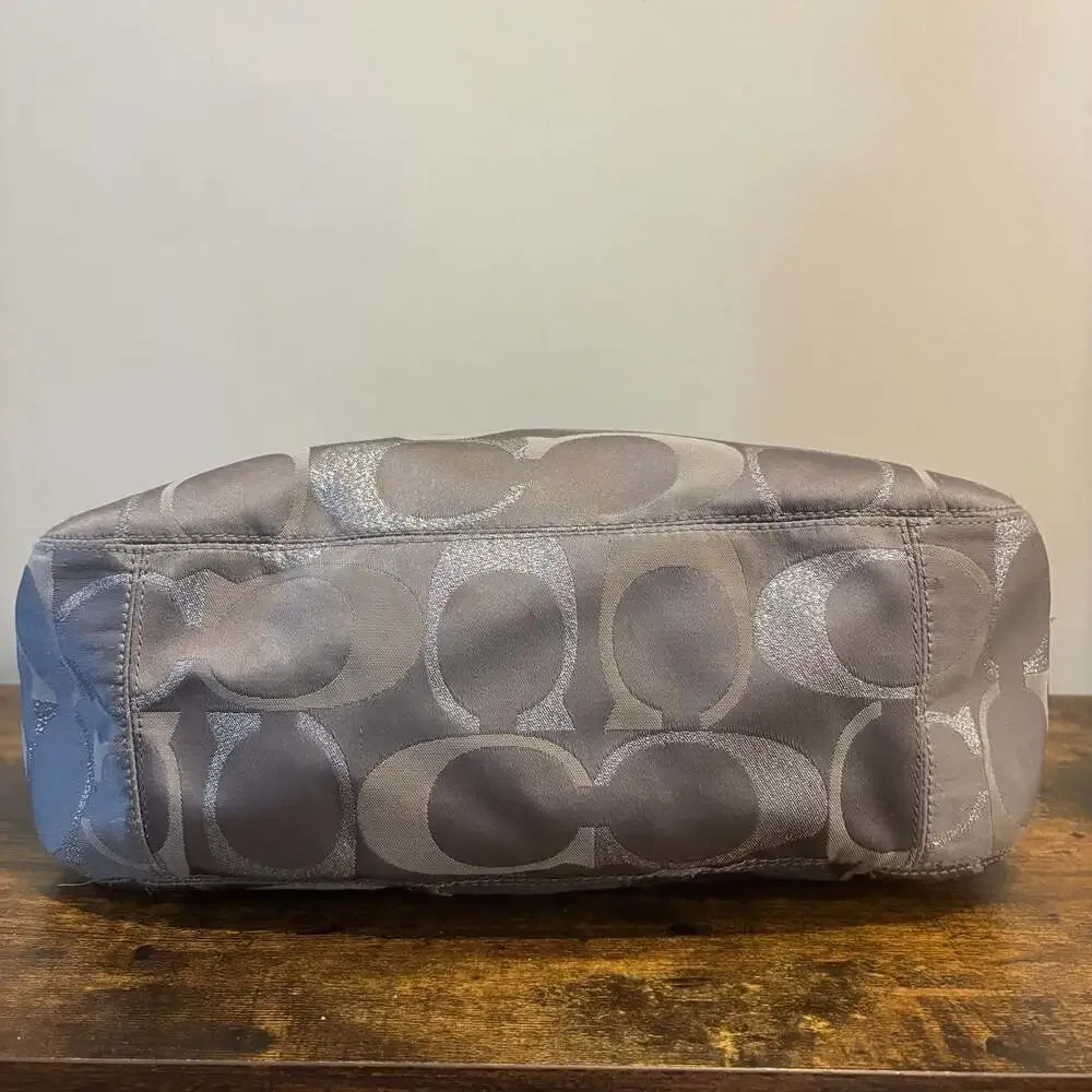 Coach signature metallic